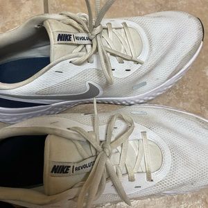 Nike Revolution men's shoes